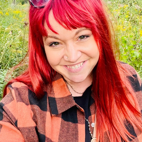 Meet your Posher, Erin - Picture 4 of 12